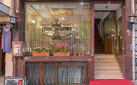 Ista Palace Hotel